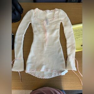 For love and lemons size small